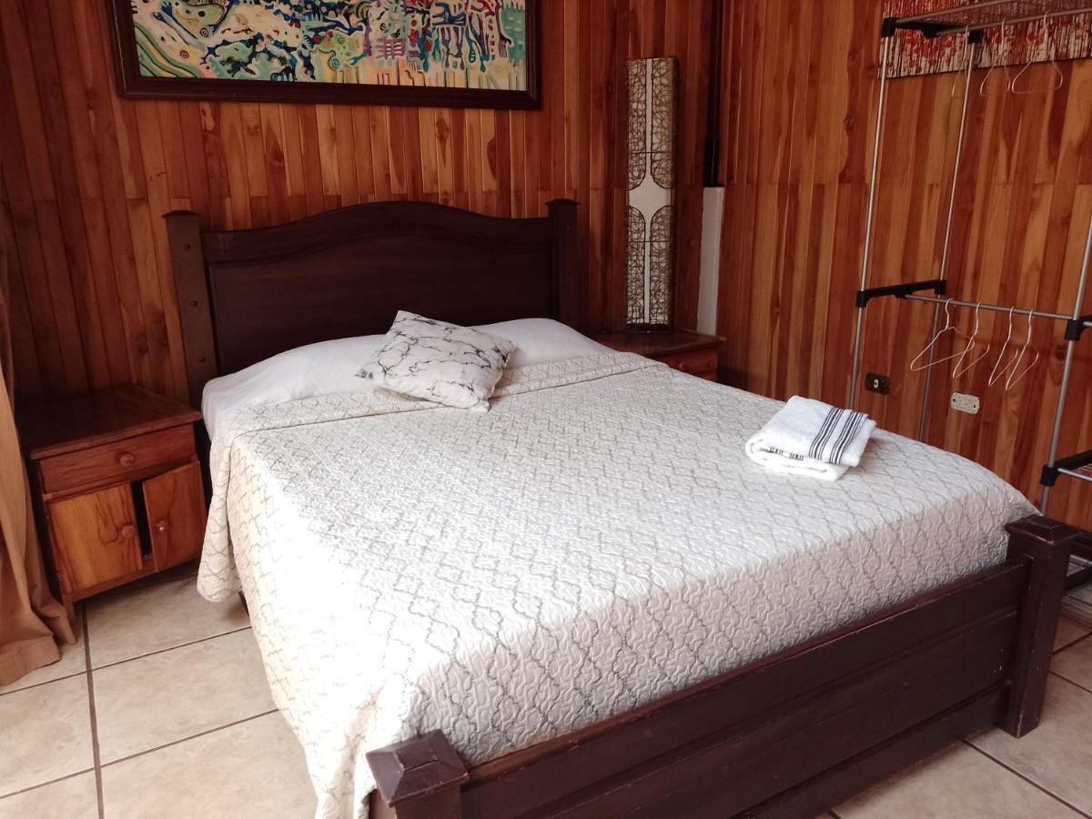 Natural Pacific Suites Manuel Antonio Exterior photo