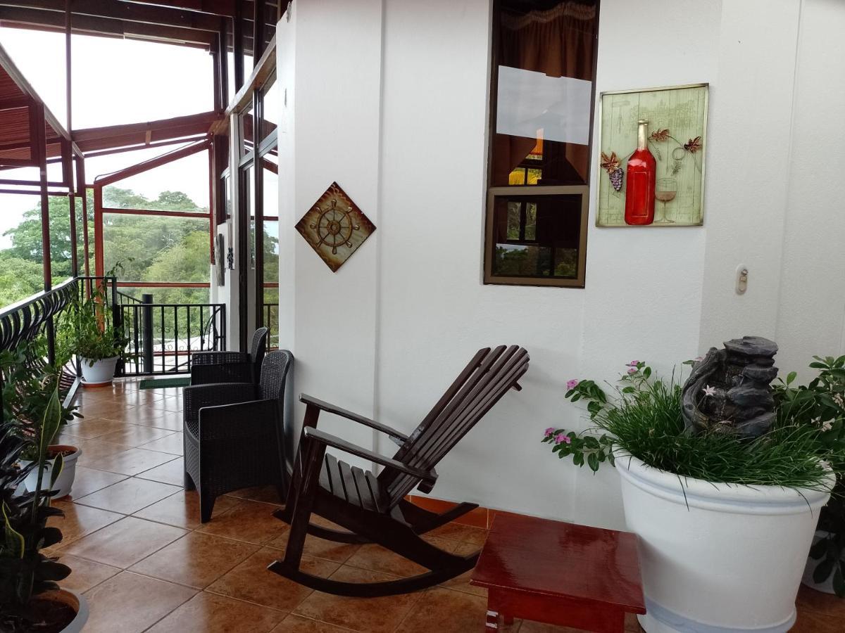 Natural Pacific Suites Manuel Antonio Exterior photo