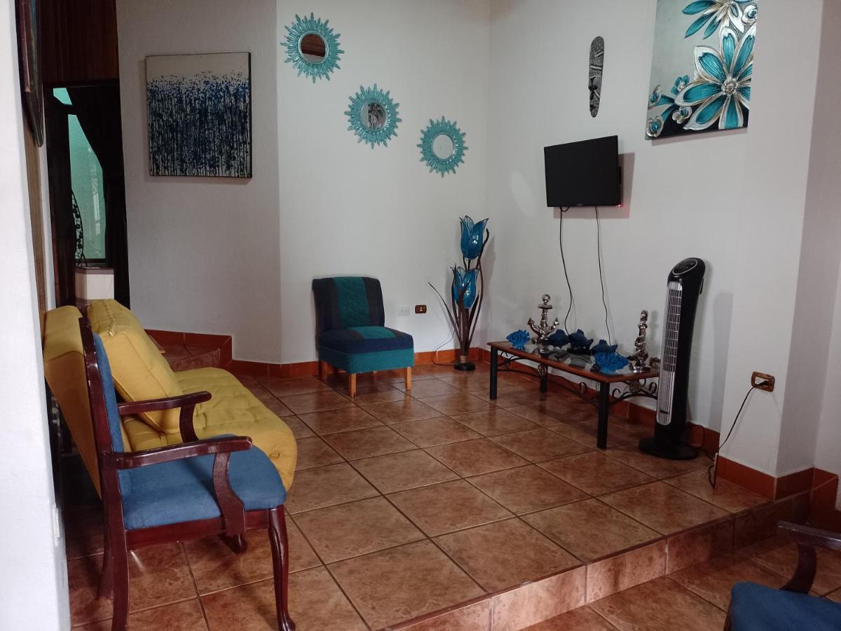 Natural Pacific Suites Manuel Antonio Exterior photo
